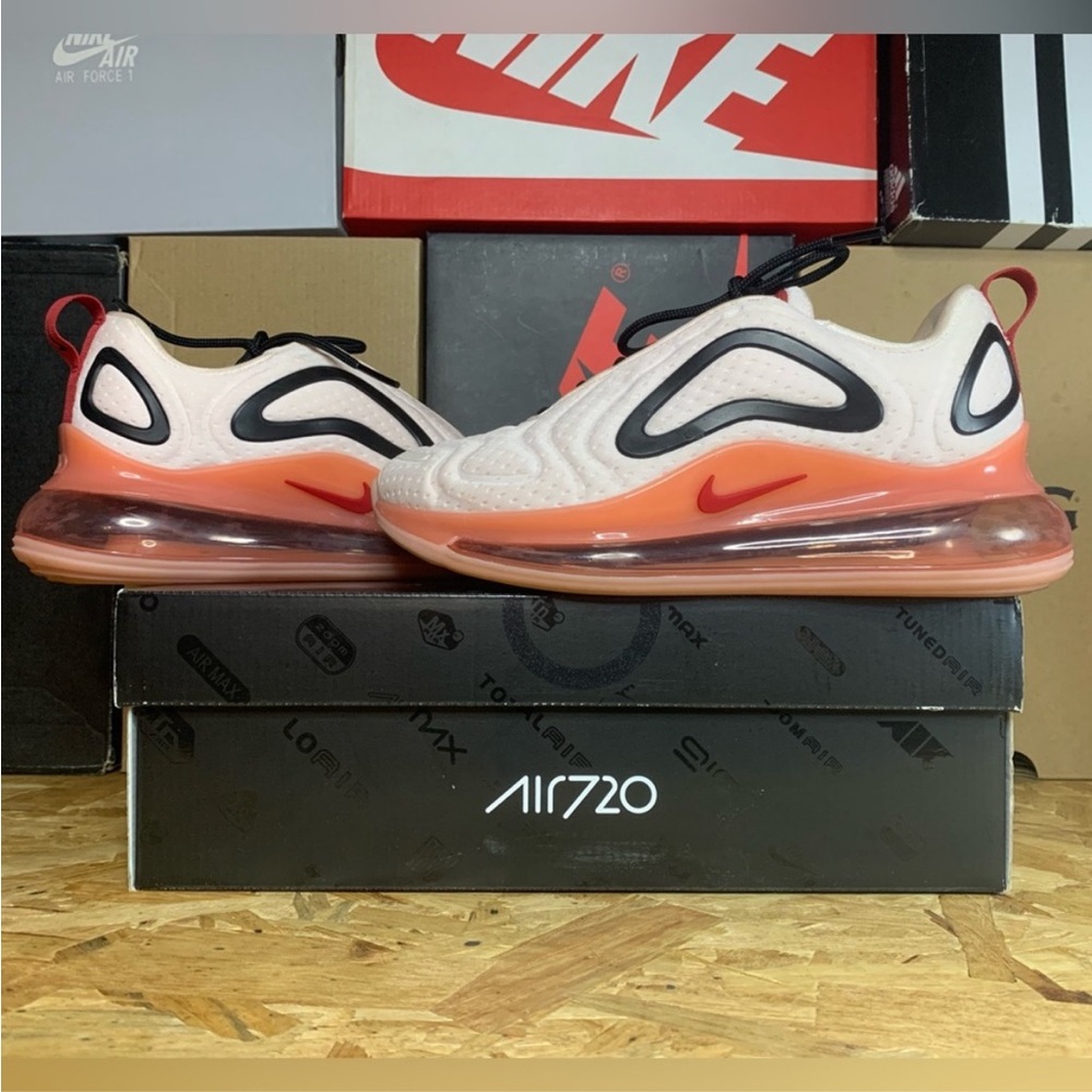 Nike Air Max 720 - White and Orange